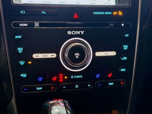 Used 2017 Ford Explorer Sport w/ Equipment Group 401A image 14