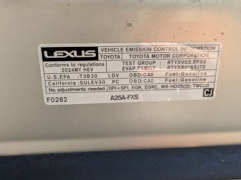 Certified 2024 Lexus ES 300h w/ Premium Package image 23