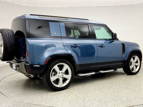 Used 2023 Land Rover Defender 110 X-Dynamic SE image 5
