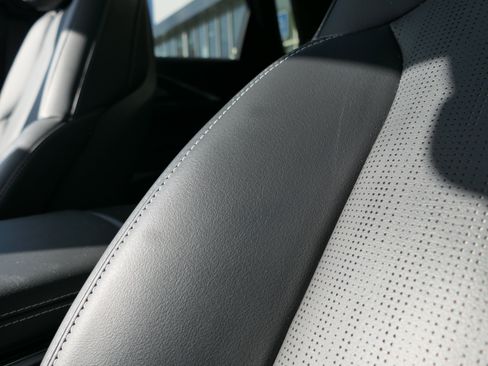 Certified 2023 Cadillac Lyriq 2WD image 14