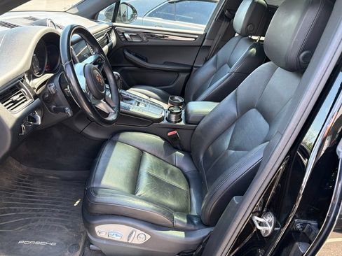 Used 2018 Porsche Macan S AWD/4WD image 6