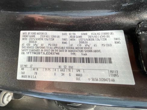 Used 2020 Ford F250 Platinum w/ FX4 Off-Road Package AWD/4WD image 13