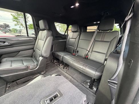 Used 2021 Chevrolet Suburban RST w/ Luxury Package AWD/4WD image 26