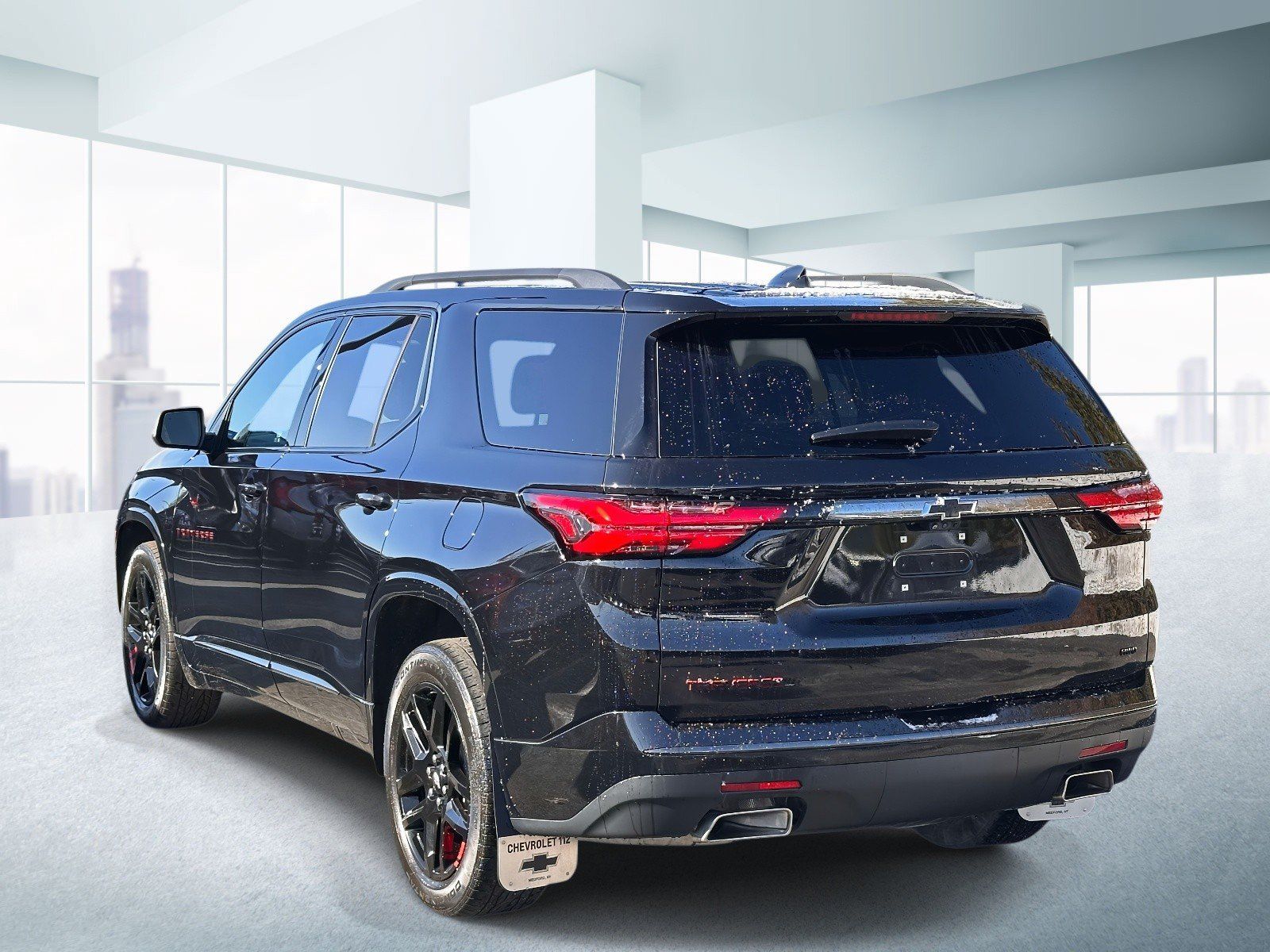 Used 2023 Chevrolet Traverse Premier w/ Redline Edition AWD/4WD image 3