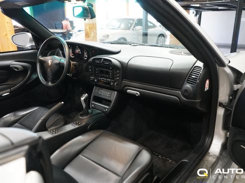 Used 2004 Porsche 911 Carrera RWD image 31
