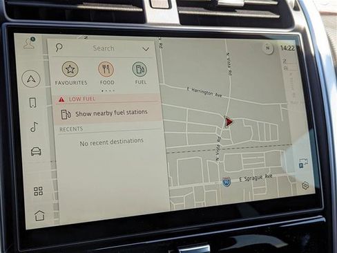New 2025 Land Rover Discovery Dynamic SE image 12