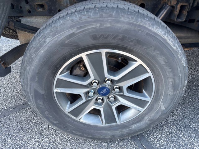 Used 2016 Ford F150 XLT w/ Equipment Group 301A Mid AWD/4WD image 11