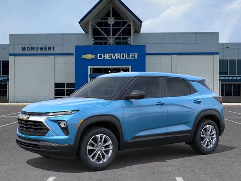 New 2026 Chevrolet TrailBlazer LS w/ LS Convenience Package FWD image 2