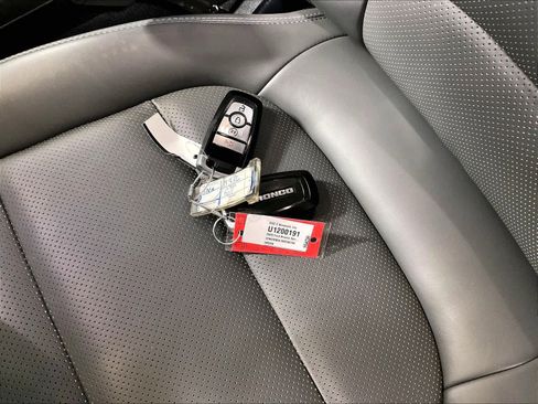 Used 2025 Ford Bronco Sport Badlands image 30