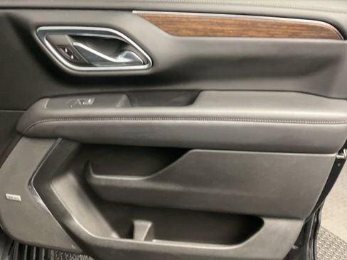 Certified 2023 Chevrolet Suburban High Country w/ LPO, Illumination Package image 26