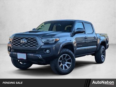 Used 2022 Toyota Tacoma TRD Sport image 1
