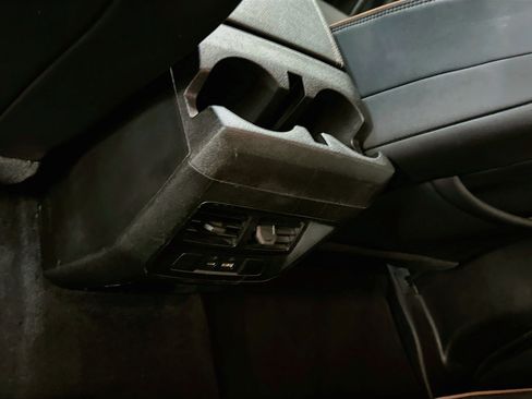 Used 2024 GMC Canyon AT4 AWD/4WD image 27