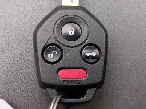 Used 2024 Subaru Crosstrek 2.0i AWD/4WD image 21