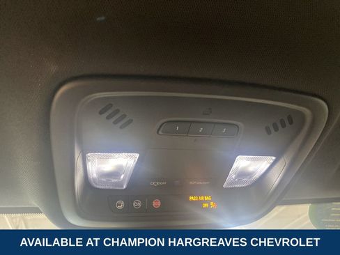 Certified 2023 Chevrolet Traverse LT FWD image 25