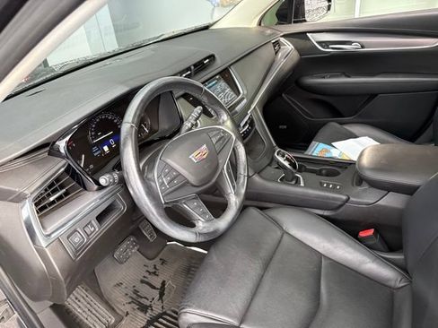 Used 2019 Cadillac XT5 Luxury AWD/4WD image 7