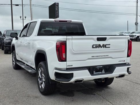 Used 2023 GMC Sierra 1500 AT4 image 5