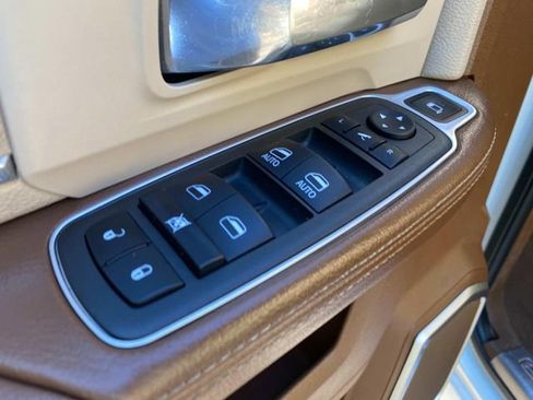 Used 2022 RAM 3500 Laramie AWD/4WD image 13