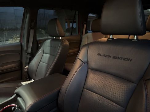 Used 2024 Honda Passport Black Edition image 10