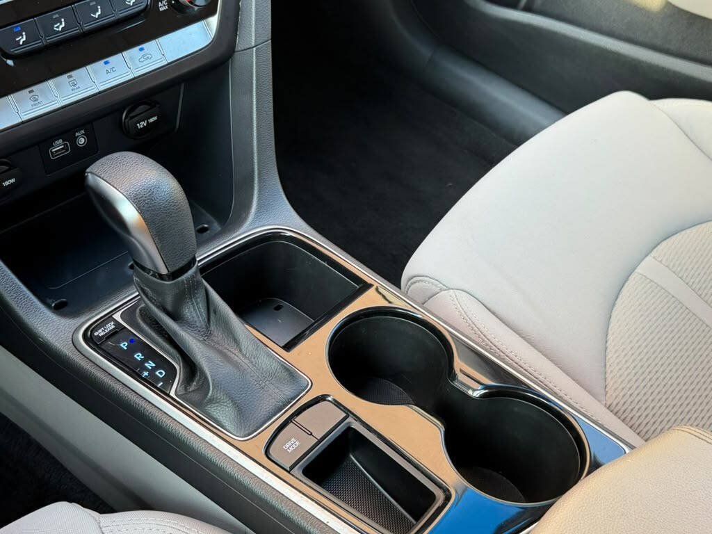 Used 2018 Hyundai Sonata SE FWD image 38