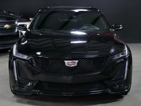 Used 2020 Cadillac CT5 V w/ Premium Package image 5