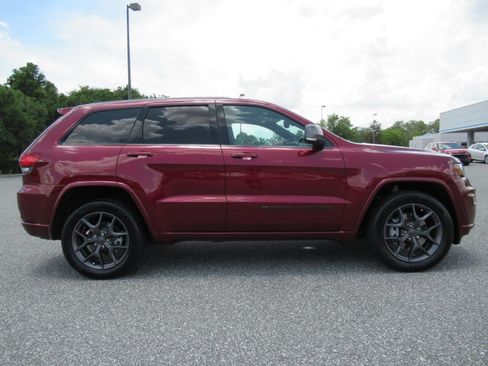 Used 2021 Jeep Grand Cherokee Limited w/ Quick Order Package 28K 80th AWD/4WD image 2