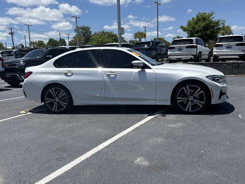 Used 2022 BMW 330i Sedan w/ Driving Assistance Package RWD image 16