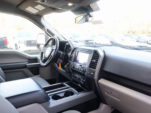 Used 2020 Ford F150 XLT w/ Equipment Group 302A Luxury image 35