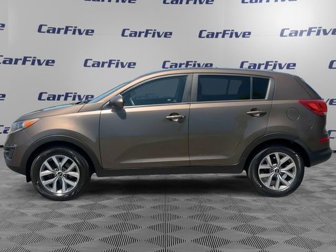 Used 2015 Kia Sportage LX FWD image 2