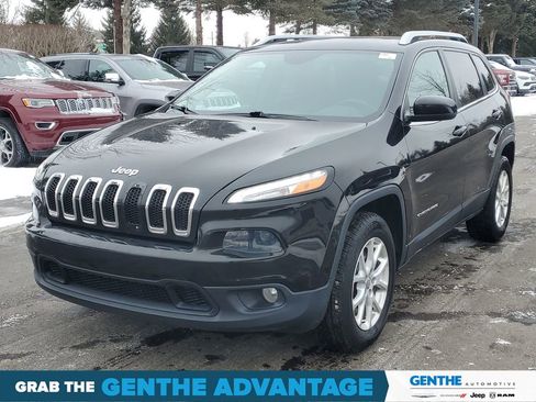 Used 2014 Jeep Cherokee Latitude image 2
