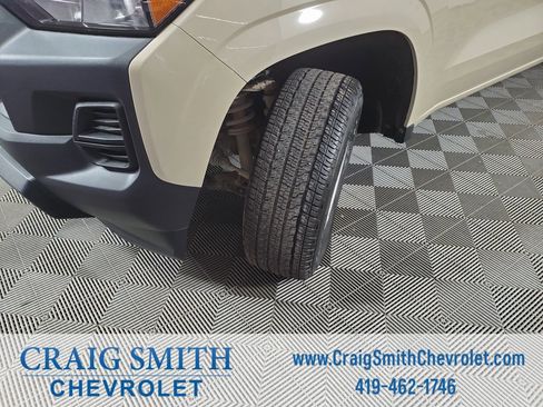 Used 2023 Chevrolet Colorado W/T w/ Advanced Trailering Package image 28
