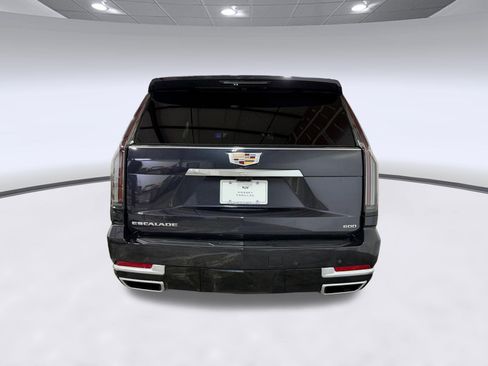 New 2026 Cadillac Escalade ESV Luxury w/ Touring Package AWD/4WD image 8