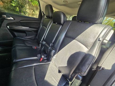 Used 2014 Dodge Journey SXT w/ Flexible Seating Group FWD image 34