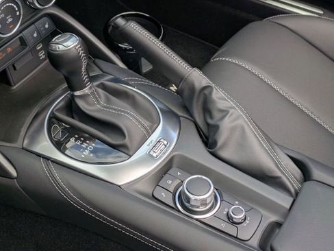 New 2026 MAZDA MX-5 Miata RF Grand Touring image 17