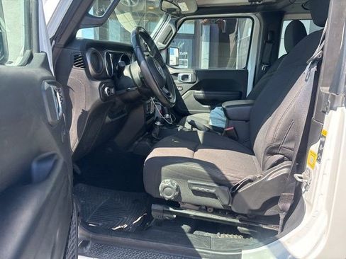 Used 2021 Jeep Wrangler Willys image 11