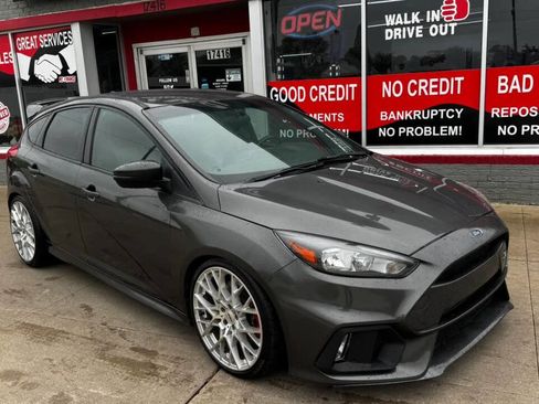Used 2015 Ford Focus ST FWD image 2