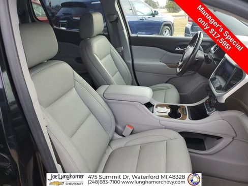 Used 2020 GMC Acadia SLE FWD image 28