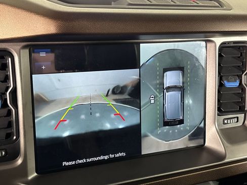 Used 2022 Ford Bronco Outer Banks image 19