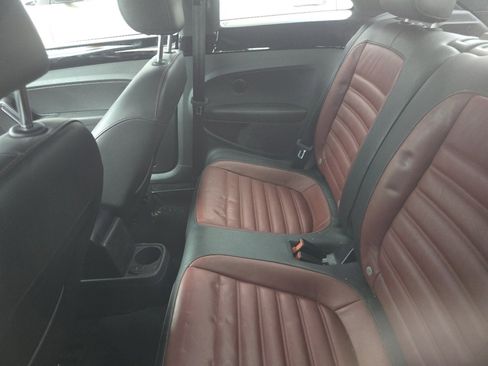 Used 2012 Volkswagen Beetle 2.0T w/ Lamp & Wheel Pkg image 19