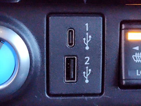 Used 2023 Nissan Leaf SV Plus image 23