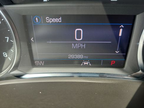 Used 2023 GMC Terrain SLE w/ Driver Convenience Package image 31