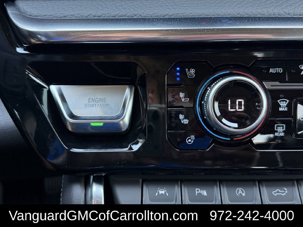New 2026 GMC Sierra 1500 Denali AWD/4WD image 18
