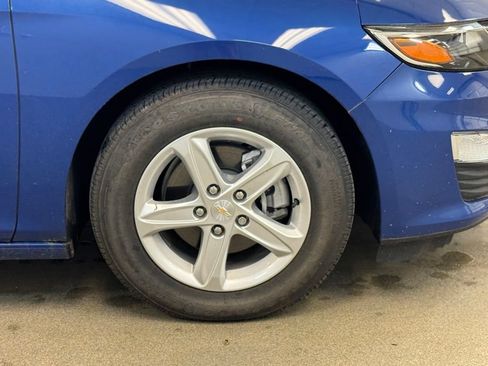 Used 2023 Chevrolet Malibu LS FWD image 4