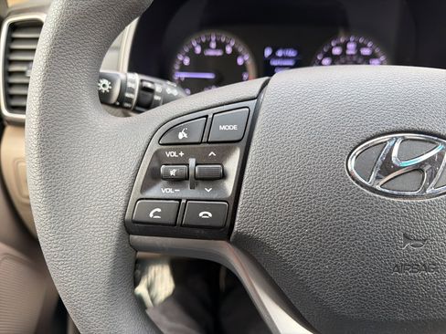 Used 2019 Hyundai Tucson Sport image 20