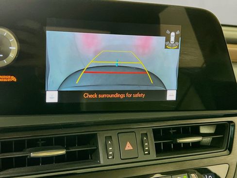 Used 2023 Lexus ES 350 w/ Premium Package FWD image 13