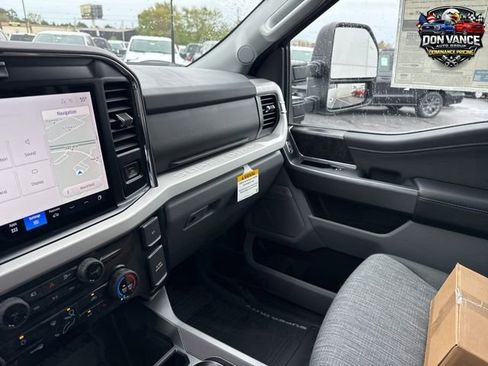New 2026 Ford F350 XLT w/ XLT Premium Package AWD/4WD image 22