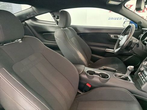 Used 2019 Ford Mustang GT RWD image 16