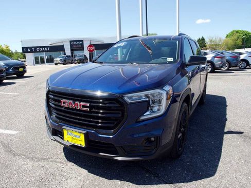 Certified 2023 GMC Terrain SLT w/ Elevation Edition AWD/4WD image 1