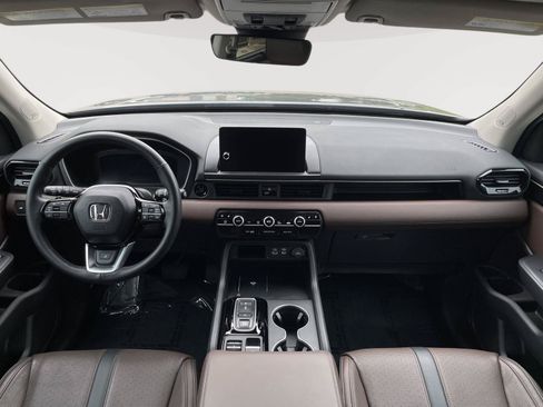 Used 2024 Honda Pilot Elite image 7