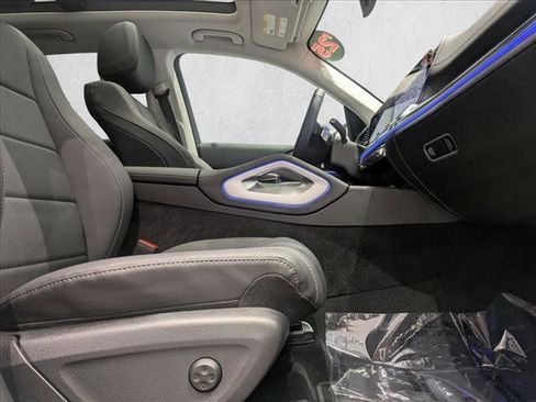 Used 2025 Mercedes-Benz GLE 350 4MATIC image 21