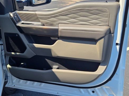 New 2026 Ford F250 Platinum w/ Platinum Plus Package AWD/4WD image 5